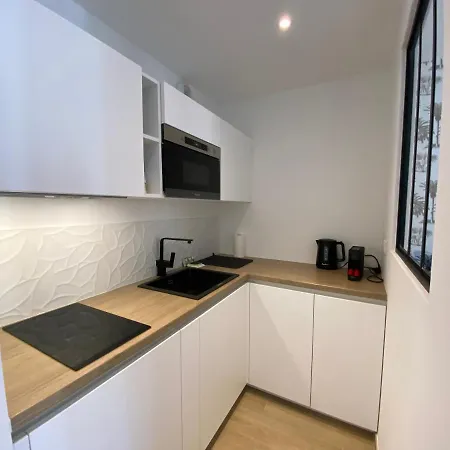 Apartmán C001-beau Neuf Situe Au Centre