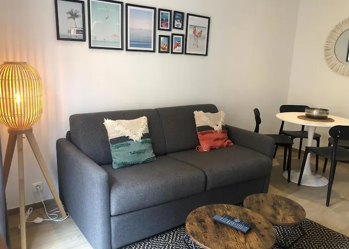 C001-beau Neuf Situe Au Centre *