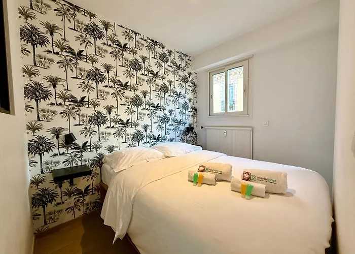 C001-beau Neuf Situe Au Centre Apartmán